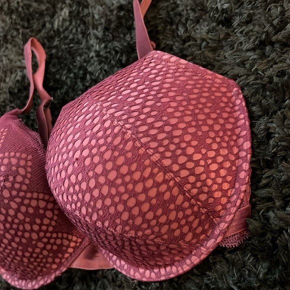 VICTORIA’S SECRET Very Sexy Push-Up Bra - Picture 4 of 7